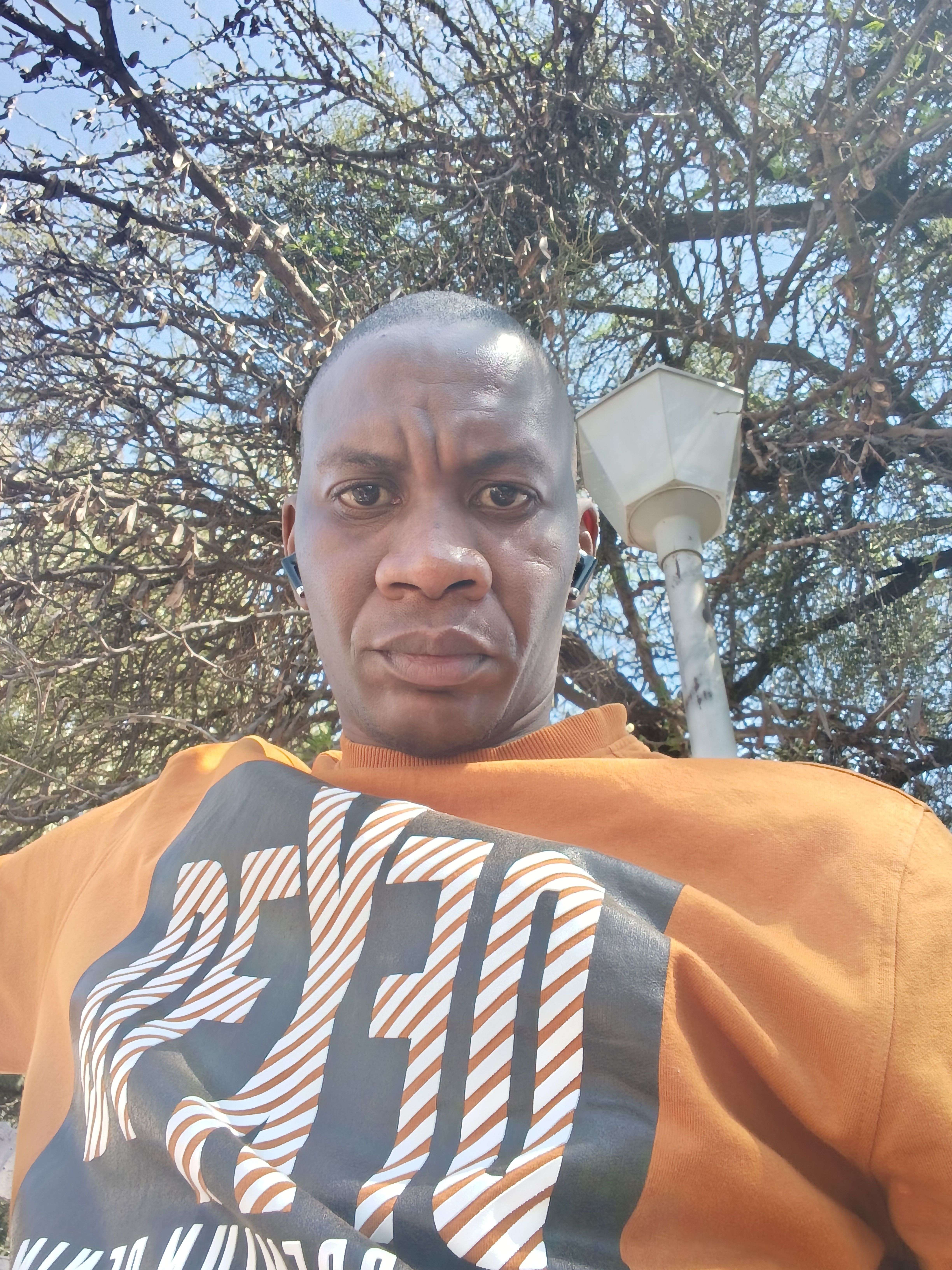 Botshelo Motshegare Profile Picture