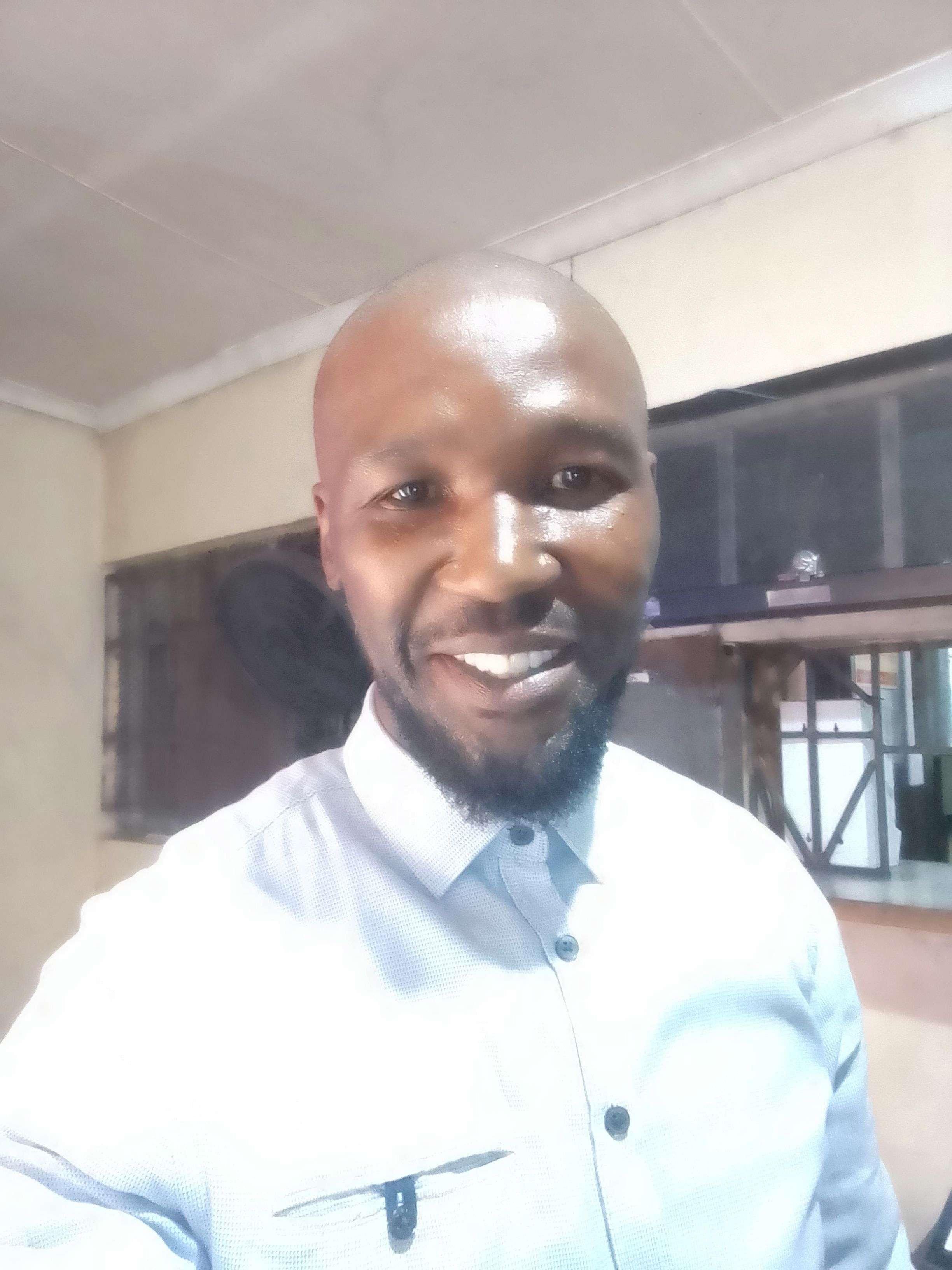 Mzolisi Maxwell Mtyhuda Profile Picture