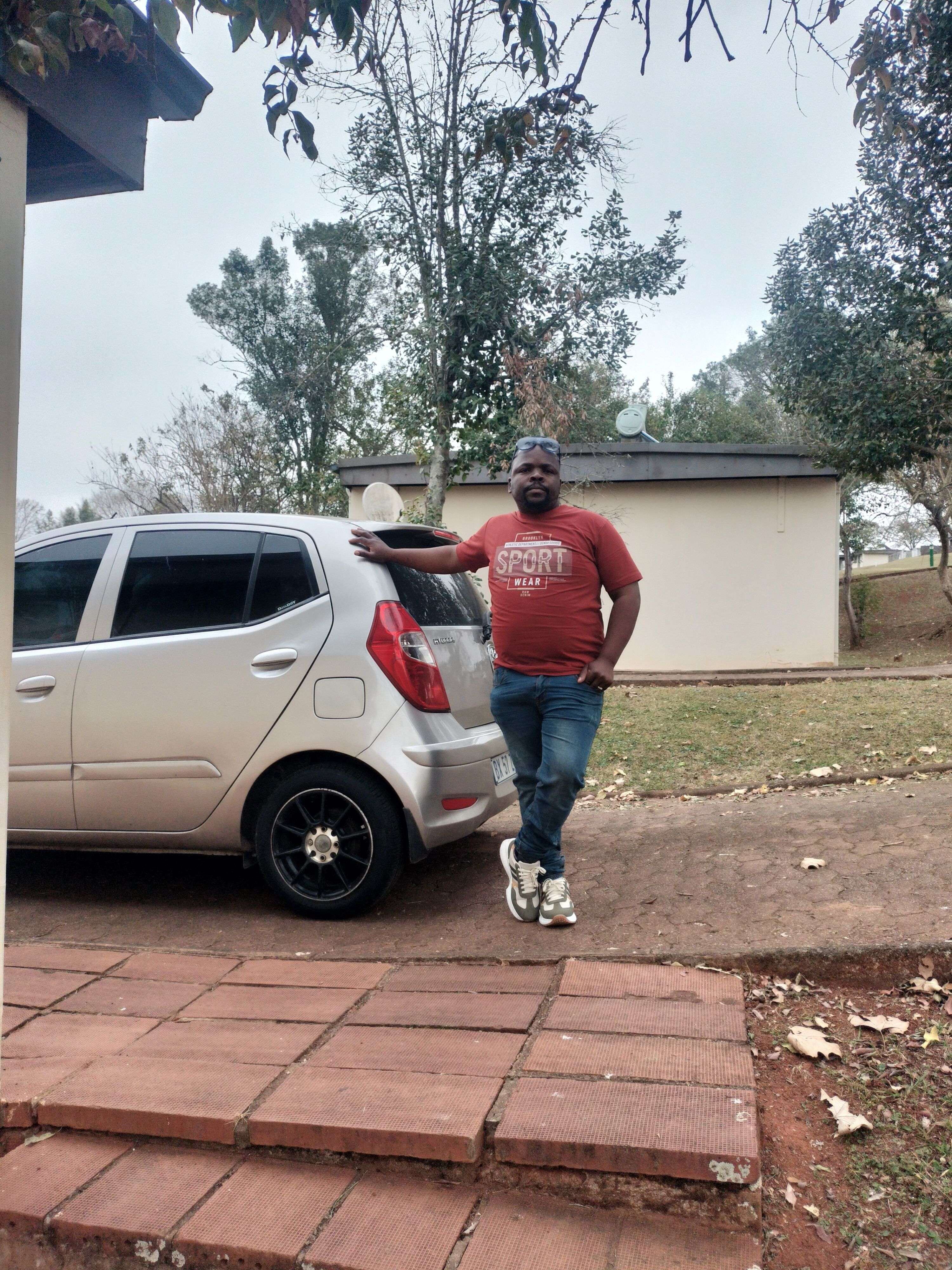 Nhlakanipho Mkhwanazi Profile Picture