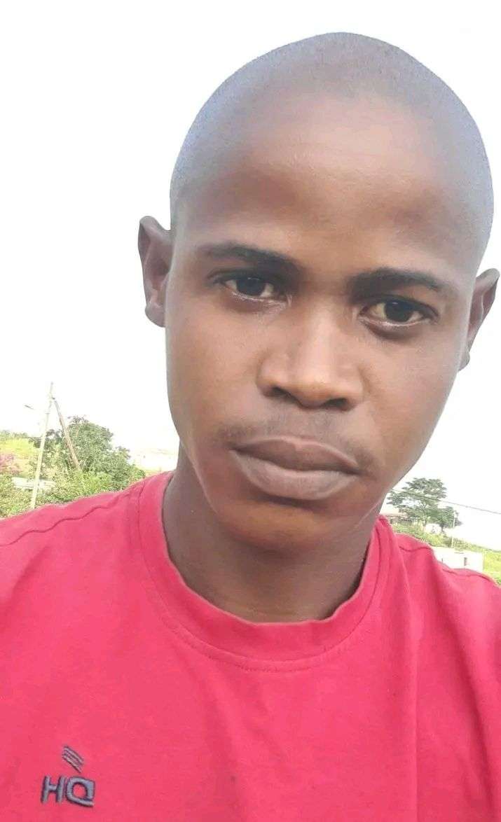 Themba msomi Profile Picture
