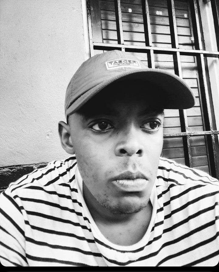 sfiso thandolwenkosi Profile Picture